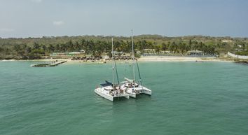 The Complete Guide to Exploring Cartagena by Boat