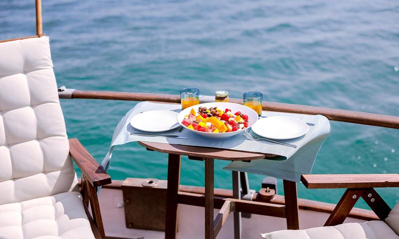 Foodboat