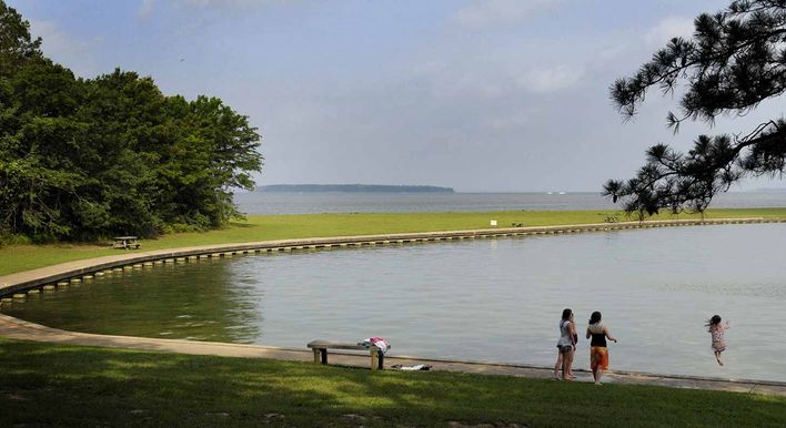 Lake Livingston Boat Rentals 2026 ⛵ 10 Boats from $90/Hour